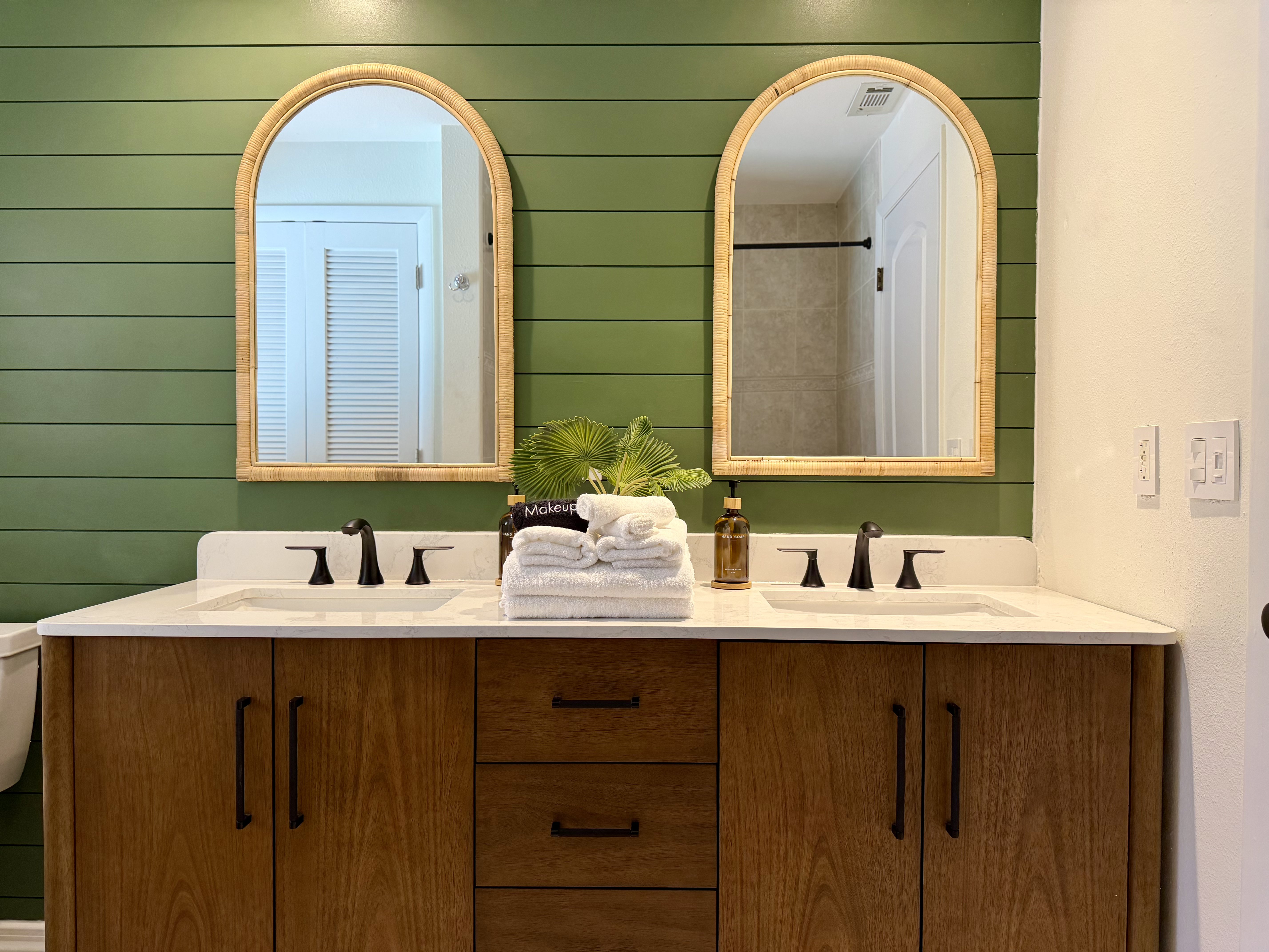 Woven Laundry Hamper